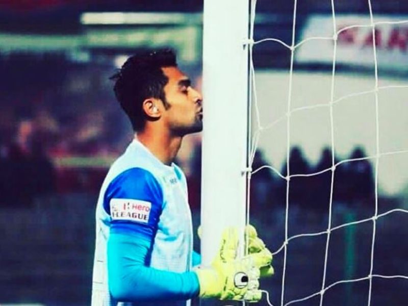 ভারতের জার্সিতেও তেকাঠির দায়িত্ব সামলেছেন শিল্টন পাল। এএফসি চ্যালেঞ্জ কাপ, ২০০৭ এশিয়ান কাপ কোয়ালিফায়ার সহ একাধিক প্রতিযোগিতায় দেশের প্রতিনিধিত্ব করেছেন শিল্টন পাল।