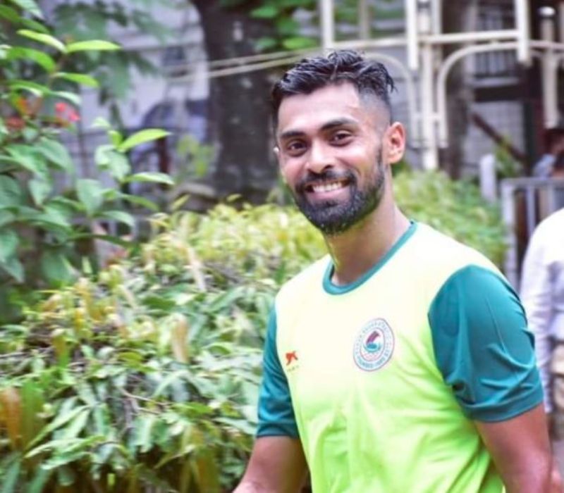 অবশেষে ২০২০ সালে মোহনবাগান ক্লাব ছেড়ে চার্চিল ব্রাদার্সে যোগ দেন তিনি। বর্তমানে সেখানে রয়েছেন শিল্টন। বাংলা তথা ভারতীয় ফুটবলের অন্যতম সেরা গোলরক্ষককে এশিয়ানেট নিউজ বাংলার পক্ষ থেকে জন্মদিনে অনেক শুভেচ্ছা।