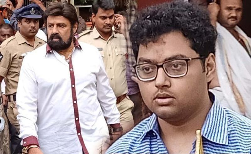 ఇక ప్రతి పుట్టినరోజుకు మోక్షజ్ఞ ఎంట్రీ ఉంటుందని బాలయ్య చెబుతున్నారు. ఐతే అది కార్యరూపం దాల్చడం లేదు. ఈ సారైనా ఫ్యాన్స్ కి ఇచ్చిన మాట బాలయ్య నిలబెట్టుకుంటారో లేదో చూడాలి.