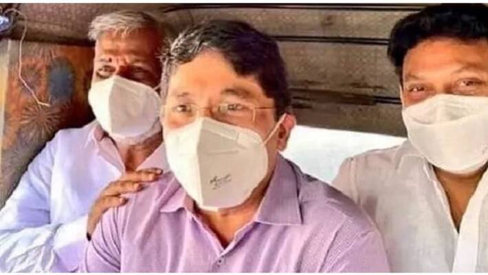 Ministers and mp are going in the same auto..? Take action.. BJP leader L Murugan angry..! Ministers and mp are going in the same auto..? Take action.. BJP leader L Murugan angry..!