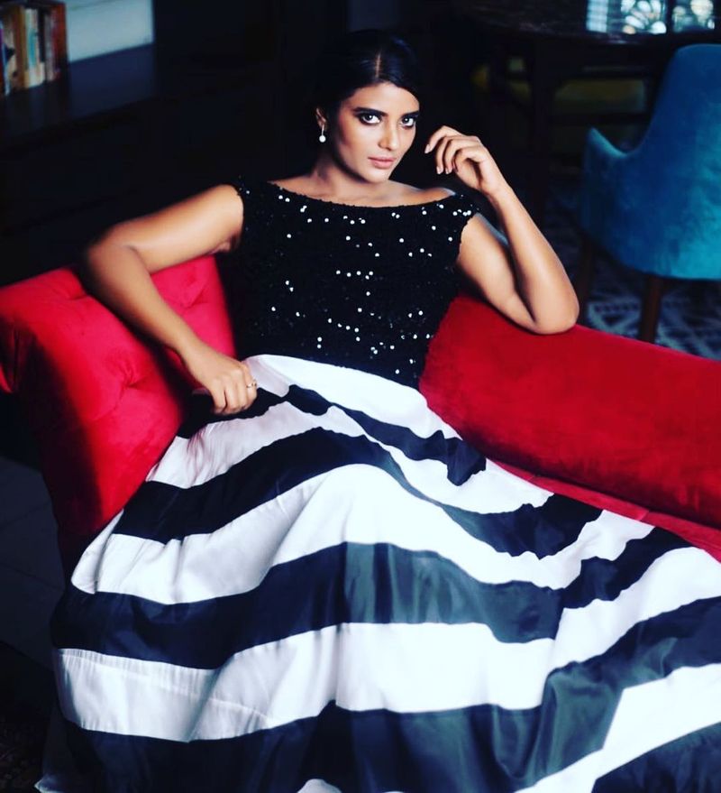 Aishwarya rajesh latest hot red dress photo shoot going viral