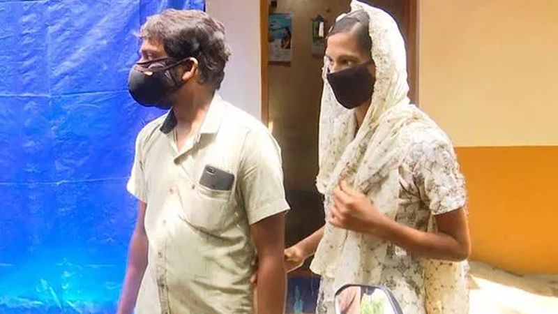 साल 2010 में लड़की के घरवालों ने सजिता की गुमशुदगी की रिपोर्ट दर्ज कराई। मीडिया रिपोर्ट्स के मुताबिक, सजिता रहमान नाम के लड़के से प्यार करती थी। उसने रहमान के साथ रहने के लिए घर छोड़ दिया।
