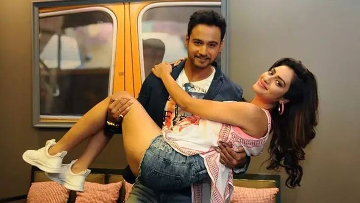 nusrat jahan and yash dasgupta weekend pic goes viral bjc nusrat jahan and yash dasgupta weekend pic goes viral bjc