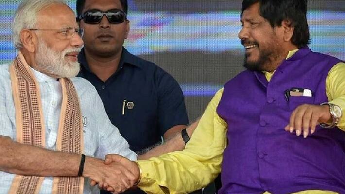 Union Minister Ramdas Athawale says If Kamala Harris can be US Vice President why can't Sonia Gandhi become PM, who is an Indian citizen Union Minister Ramdas Athawale says If Kamala Harris can be US Vice President why can't Sonia Gandhi become PM, who is an Indian citizen