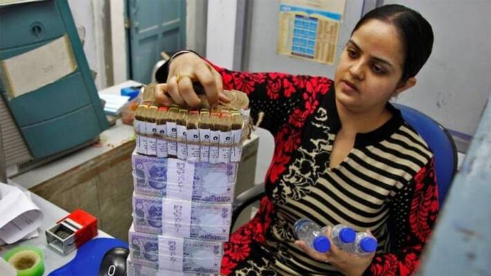 EPFO may credit 8.5 percent interest in accounts by July: Report dva EPFO may credit 8.5 percent interest in accounts by July: Report dva