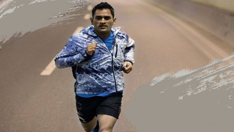 Watch MS Dhoni test his running skills against his pony-ayh