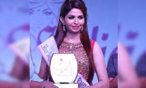 गंदे कामों में बुरी फंसी पूर्व मिसेज ...