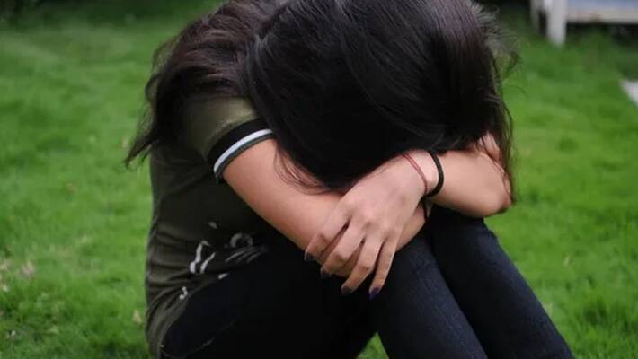 Raped by father in mother absence unmarried 19 year-old girl delivers child in Gujarat pod Raped by father in mother absence unmarried 19 year-old girl delivers child in Gujarat pod