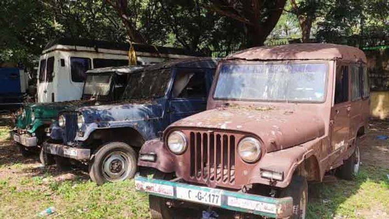 Auction old vehicles in government office.. chief secretary iraianbu order