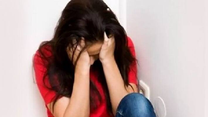 madhya pradesh father was physical molestation his own daughter for 9 years in bhopal kpr madhya pradesh father was physical molestation his own daughter for 9 years in bhopal kpr