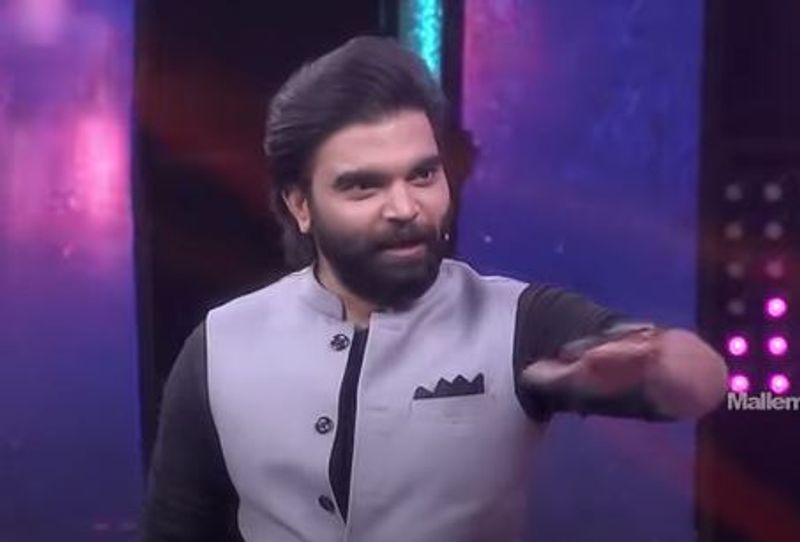 గత వారం రోజులుగా సుధీర్, ఆది ఆర్ఎఫ్సీలోనే ఉంటున్నారట. షూటింగ్ కోసం అక్కడే మకాం వేసినట్టు తెలుస్తుంది. స్టేజ్పై ప్రదీప్ ఇదే విషయాన్ని నిలదీశాడు సుధీర్ని.
