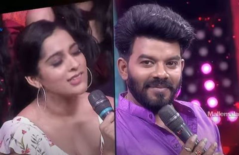 `జబర్దస్త్` లో రష్మీ, సుడిగాలి సుధీర్ జోడికి భారీ క్రేజ్ ఉంది. వీరిద్దరికి సినిమాల్లో స్టార్ హీరోలకు కూడా అంతటి క్రేజ్ ఉండదంటే అతిశయోక్తి కాదు. టీవీని, సోషల్ మీడియాని ఊపేస్తున్నారు.
