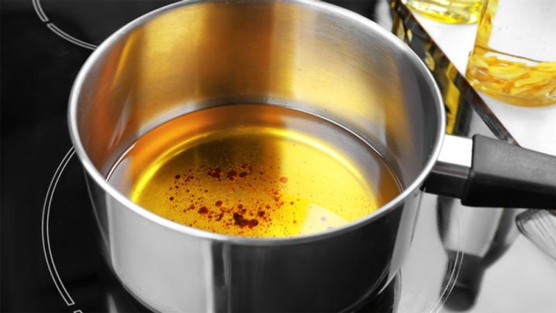 Is your cooking oil adulterated with dangerous metanil yellow colour?