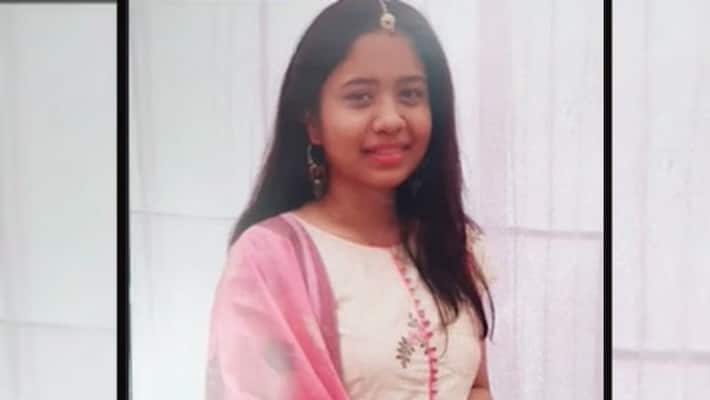 mbbs girl student died in accident fell from railway over bridge due to selfie in indore kpr mbbs girl student died in accident fell from railway over bridge due to selfie in indore kpr