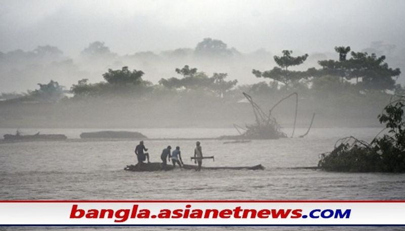 এর ফলে নতুন করে সপ্তাহের মাঝে উত্তরবঙ্গ ও বিহার সংগ্রহ জেলার নদী গুলির জলস্তর বাড়বে। কিছু এলাকায় বন্যা পরিস্থিতি তৈরি হবে।
