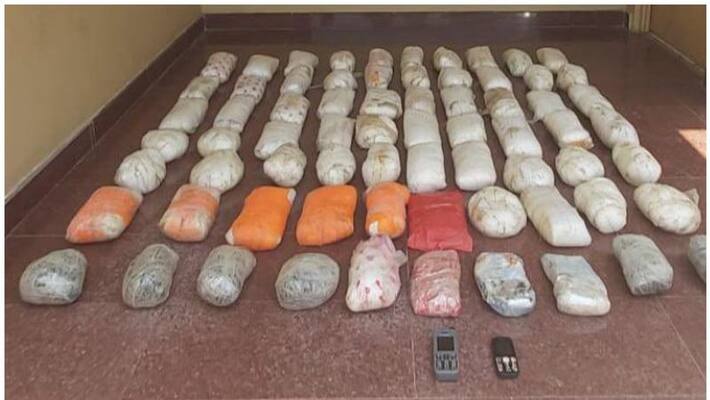 three intruders arrested in Oman while attempting to smuggle drugs three intruders arrested in Oman while attempting to smuggle drugs