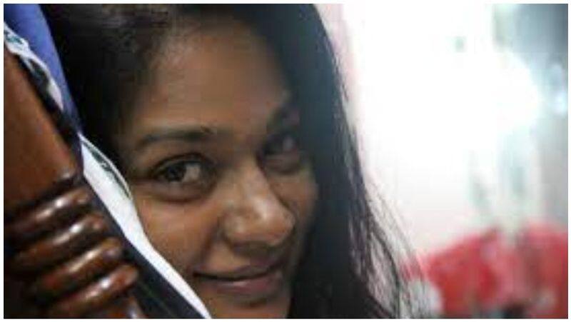 I will kill ... The actress who is trembling due to the DMK executives' attack .. Will MK Stalin whip the whip!
