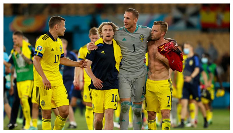 Stats
- In an interesting stat, the combined average age in the clash was 30 years and 125 days, which happens to be the second-highest in the Euro after 2008's Greece vs Sweden (30 years 178 days).
- Also interestingly, 88% of Sweden's goals come in the second half of Euro, which is the highest by any side having scored at least three goals in the competition.
- Alexander Isak produced six dribbles in the game, which is the highest in the tournament this year, while it is the most for Sweden in the same since Tomas Brolin in 1992.