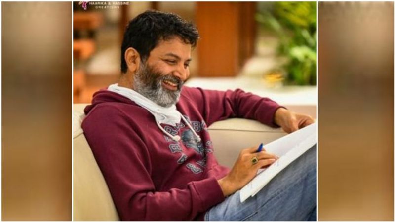 త్రివిక్రమ్ మాటలు, సినిమాలు విన్నప్పుడు, చూసినప్పుడు మామూలుగానే అనిపిస్తాయి. కానీ ఆ తర్వాత నెమ్మదిగా మనలోకి ఎక్కుతుంటాయి. మాటల మాంత్రికుడిగా పాపులర్ అయిన త్రివిక్రమ్ దర్శకుడిగా గత కొన్ని సినిమాల నుంచి ఓ సెంటిమెంట్ని ఫాలో అవుతున్నాడు. అదే ఇద్దరు హీరోయిన్ల సెంటిమెంట్.