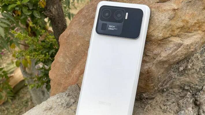 Xiaomis upcoming flagship to have UWB and under display camera Xiaomis upcoming flagship to have UWB and under display camera