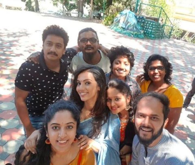 ನಾತಿ ಚರಾಮಿ ಚಿತ್ರದಲ್ಲಿ ವಿಜಯ್ ಅವರೊಂದಿಗೆ ಅಭಿನಯಿಸಿದ್ದ ನಟಿ ಶ್ರುತಿ ಹರಿಹರನ್ ಹಳೆಯ ಘಟನೆಗಳನ್ನು ನೆನೆದಿದ್ದಾರೆ.