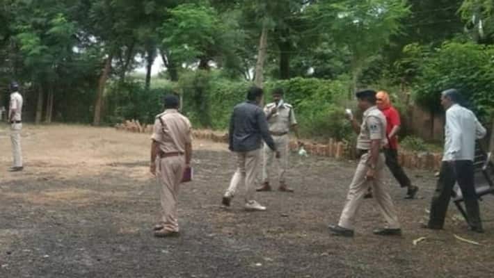 haryana news rohtak news woman murdered dead body found in two parts in jhajjar kpr haryana news rohtak news woman murdered dead body found in two parts in jhajjar kpr