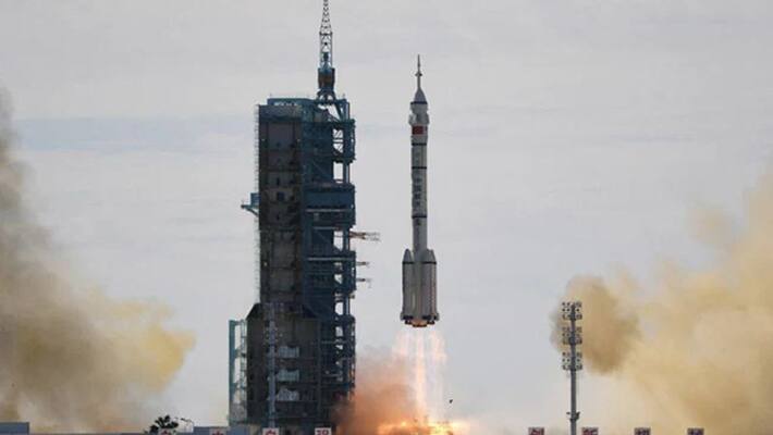 China sent its 3 astronauts to space kpn China sent its 3 astronauts to space kpn