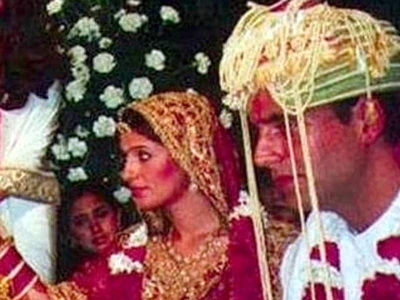 He even shared the secret behind their strong marriage and said, “We keep on discovering new things about each other because we are so different. We are poles apart.”