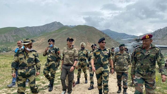 Centre extends BSF jurisdiction in three border states to 50 km, cuts short in one Centre extends BSF jurisdiction in three border states to 50 km, cuts short in one