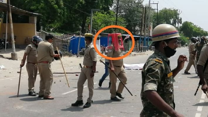 Cops use plastic stool Instead Helmet as riot control gear in Unnao, 4 suspended Cops use plastic stool Instead Helmet as riot control gear in Unnao, 4 suspended