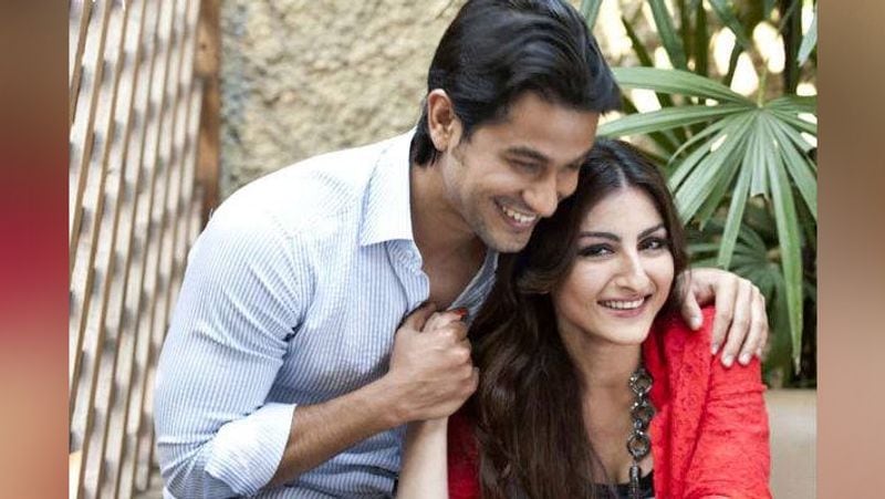 सोहा को जब फिल्म ढूंढते रह जाओगे में कुणाल संग काम करना पड़ा तो दोनों में बहुत ही कम बातचीत होती थी। दोनों का ध्यान सिर्फ काम पर ही रहता था। सोहा का दिल उस वक्त कुणाल के लिए धड़का जब उन्होंने उनके साथ फिल्म 99 की। फिल्म की शूटिंग के दौरान सोहा को कुणाल काफी अट्रैक्टिव लगे।