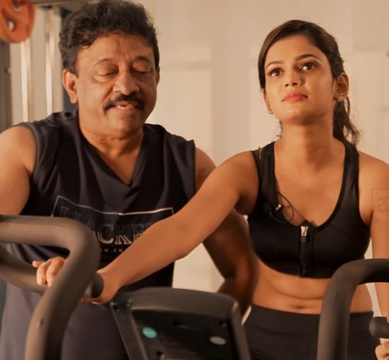 గతంలో నేను పొట్టి దుస్తులలో మిమ్మల్ని ఇంటర్వ్యూ చేయడం వలన మీరు బోల్డ్ కామెంట్ చేశారని... ఆ తరువాత కూడా కొందరు యాంకర్స్ అదే తరహాలో చిన్న చిన్న బట్టలు ధరించి ఇంటర్వ్యూ చేశారు. వాళ్లపై మీరు నాపై చేసిన కామెంట్ చేయలేదు కారణం... ఏమిటని అడుగగా..