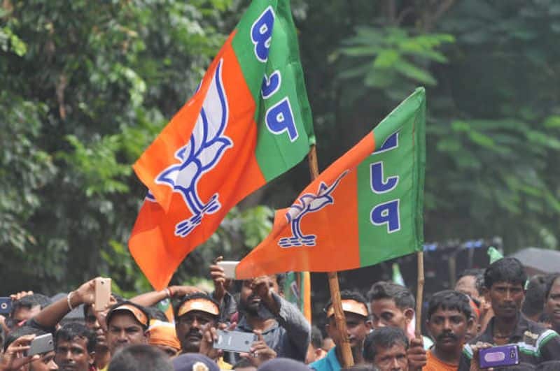 Karnataka By election to bollywood Kriti Sanon top 10 news of october 2 ckm