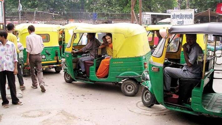 13-year-old Pune girl allegedly gang-raped in a moving autorikshaw, 7 arrested ALB 13-year-old Pune girl allegedly gang-raped in a moving autorikshaw, 7 arrested ALB