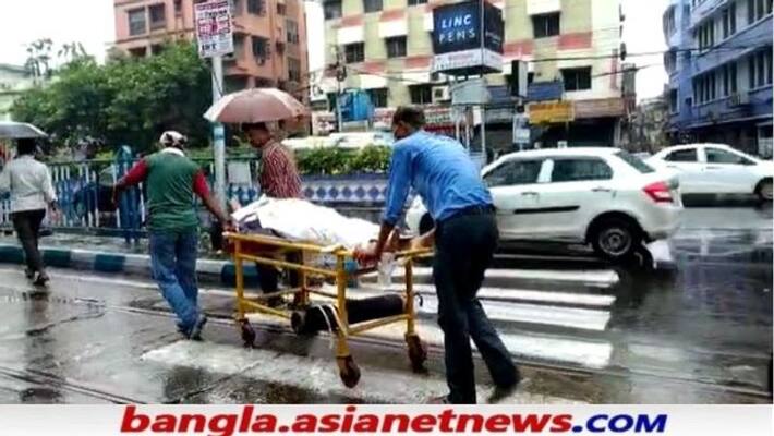 Complaint of extreme negligence towards the patient in the rain at NRS Medical College RTB Complaint of extreme negligence towards the patient in the rain at NRS Medical College RTB