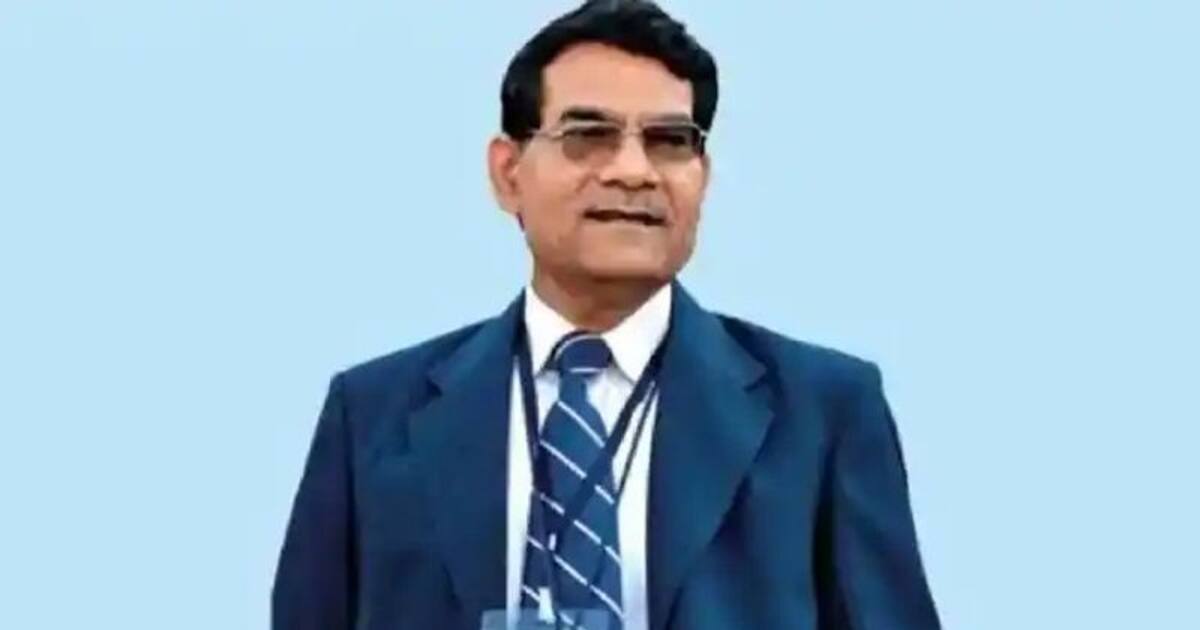 UP PM IAS up-pm-ias