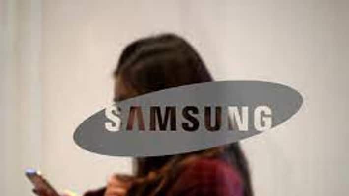 Samsung launches new scan QR code feature to make hassle-free payments in India gcw Samsung launches new scan QR code feature to make hassle-free payments in India gcw