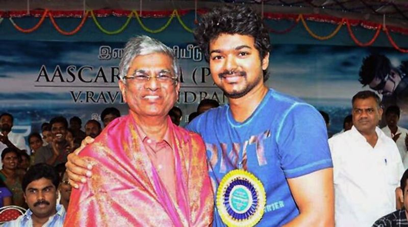 தந்தையுடன் தளபதி 