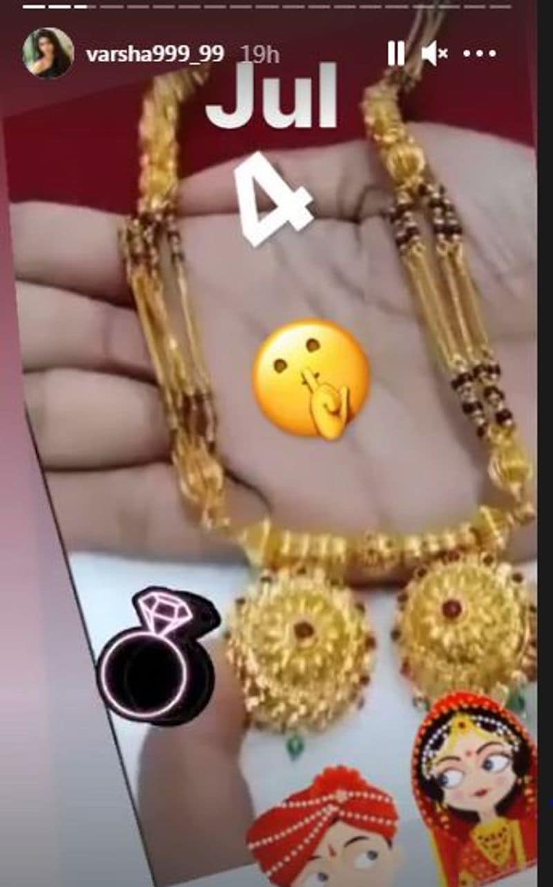 అంతటితో ఆగలేదు.. తన ఇన్స్టాగ్రామ్ స్టోరీస్లో తాళిబొట్టుని పంచుకుంది. జులై 4న అంటూ పేర్కొంది.