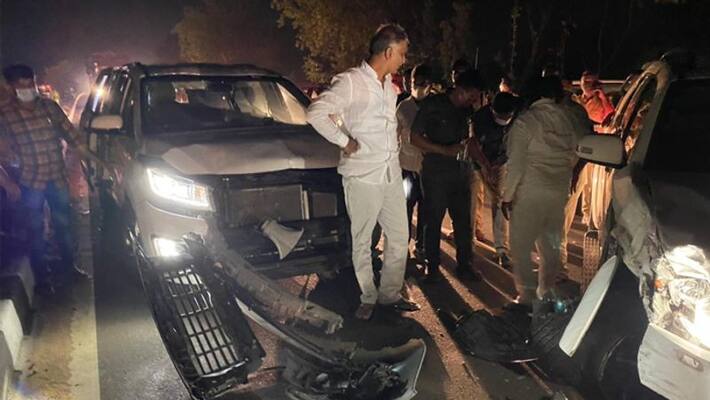 minister harish rao escaped from road accident ksp minister harish rao escaped from road accident ksp