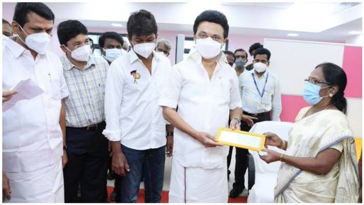 the first sword player to go to the Olympics Chief Minister gives Rs 5 lakh incentive the first sword player to go to the Olympics Chief Minister gives Rs 5 lakh incentive