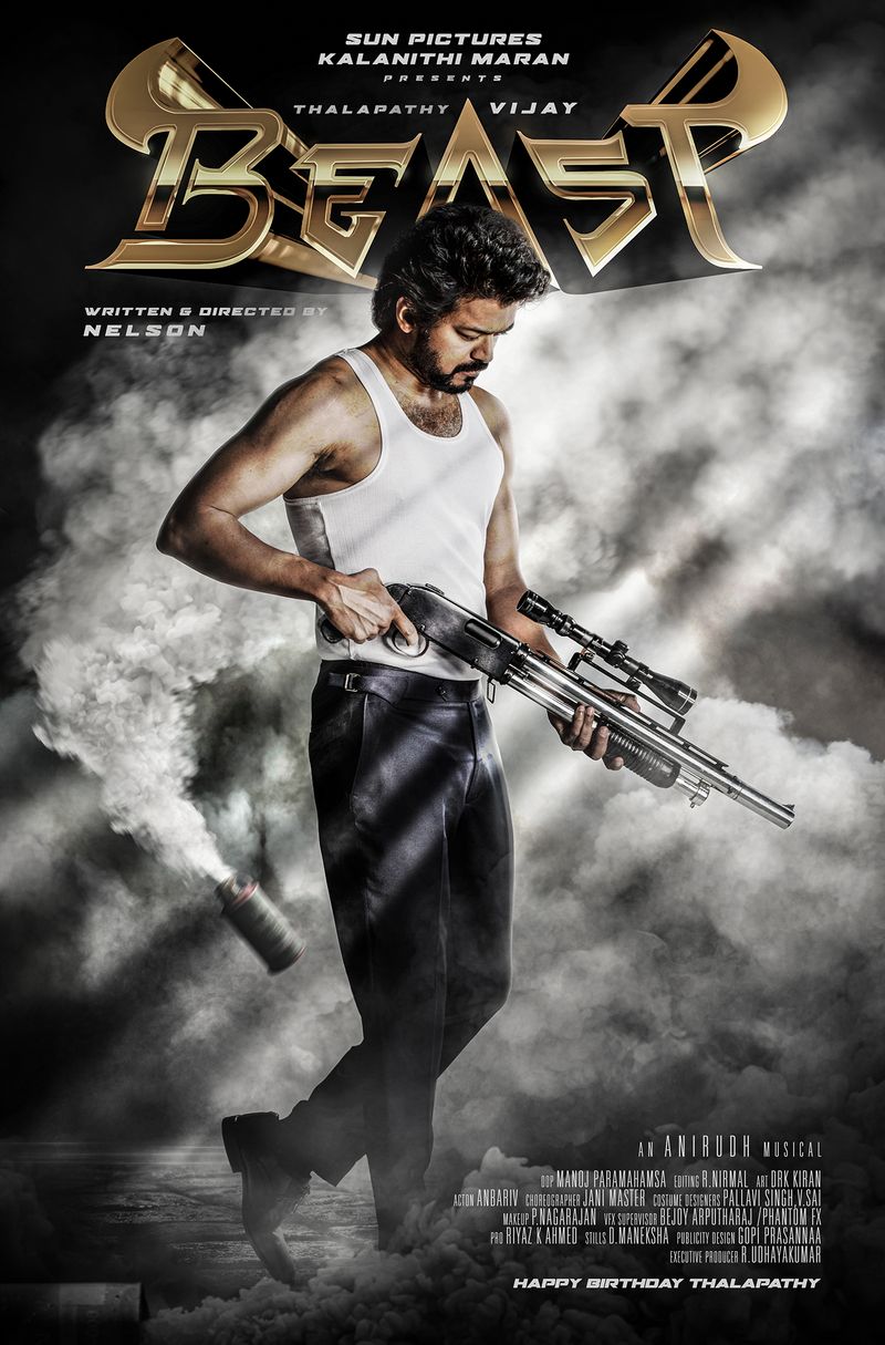 விஜய் 65 படத்திற்கு பீஸ்ட் என பெயரிடப்பட்டுள்ளது. கையில் துப்பாக்கியுடன் செம்ம மாஸாக விஜய் நின்றிருக்கும் ஃபர்ஸ்ட் லுக் போஸ்டரும் வெளியாகியுள்ளது. 