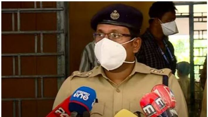 malappuram sp on ramanattukara accident gold smuggling protection team malappuram sp on ramanattukara accident gold smuggling protection team