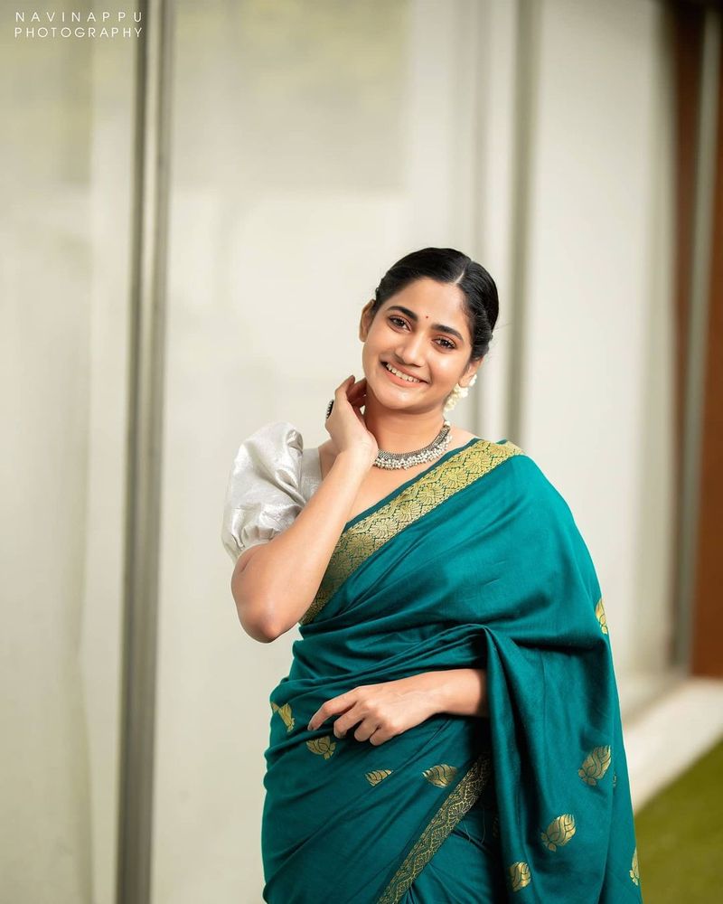 திரைப்பட வாய்ப்புகள் குவிய துவங்கியதால் பிக்பாஸ் வீட்டை விட்டு வெளியேறிய கையேடு உடல் எடையை மளமளவென குறைத்தார்.