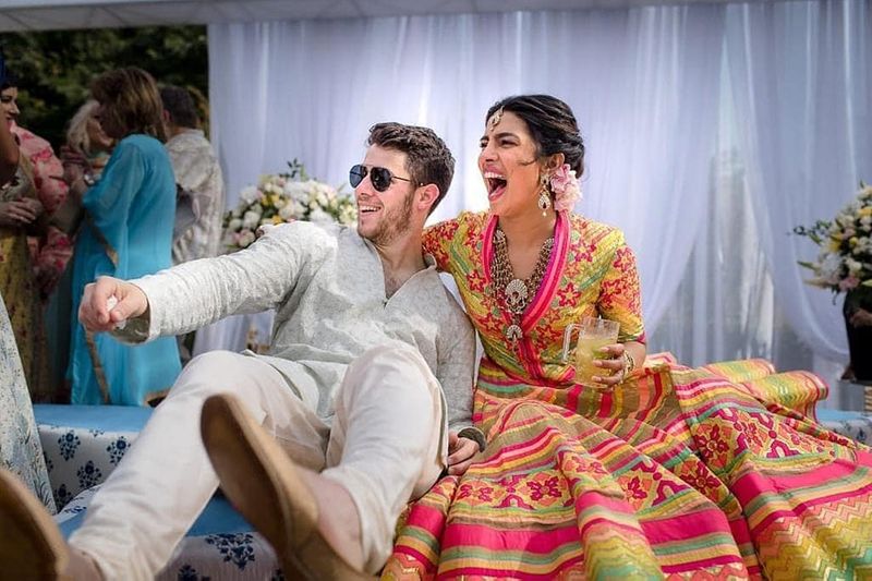২০১৮ সালের, ২রা ডিসেম্বর একে অপরের সঙ্গে গাটছড়া বেঁধেছেন নিক-প্রিয়ঙ্কা। 