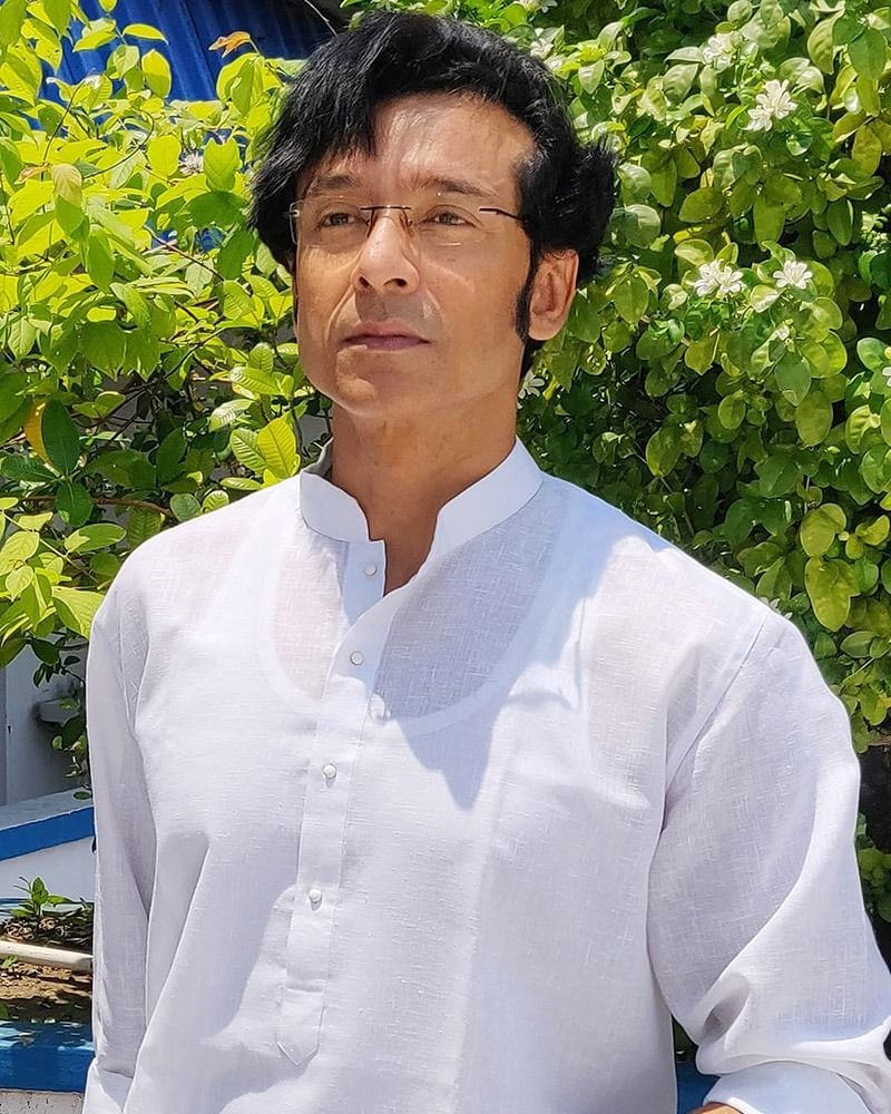 কিন্তু সিনেমা মুক্তি পাওয়ার পর প্রায় ৮ মাস কাজ ছিল না টোটার কাছে। অথচ সেই ছবিতে কাজ করা অন্য অভিনেতাদের কাছে ভূরি ভূরি ছবির প্রস্তাব এসেছে। সব মিলিয়ে গোটা সাক্ষাৎকারে তাঁর গলায় ছিল বিষণ্ণের সুর। 