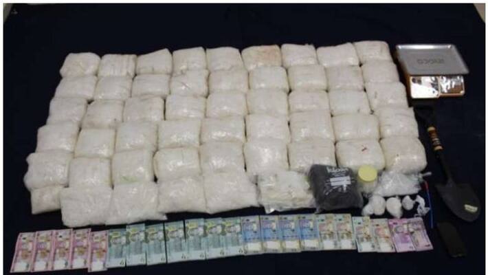 expat arrested in oman for smuggling large quantities of drugs expat arrested in oman for smuggling large quantities of drugs