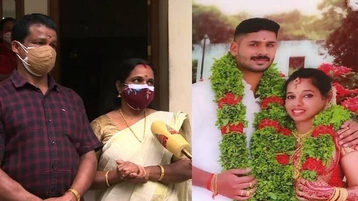 Dhanya wont suicide crime branch should investigate whether it is homicide says family Dhanya wont suicide crime branch should investigate whether it is homicide says family