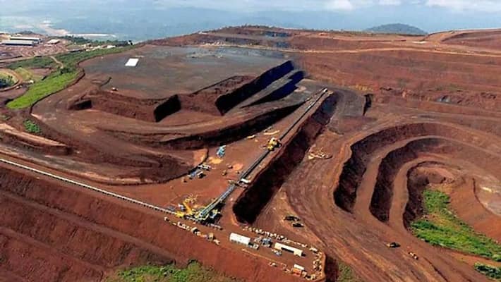 FIR against 54 persons for Illegal Shipment of Iron Ore in Ballari grg FIR against 54 persons for Illegal Shipment of Iron Ore in Ballari grg
