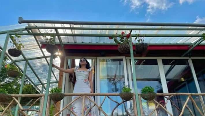 Sakshi Dhoni shows Himachal Pradesh beauty in her latest video, Anushka Sharma and dhanashree verma reacts dva Sakshi Dhoni shows Himachal Pradesh beauty in her latest video, Anushka Sharma and dhanashree verma reacts dva